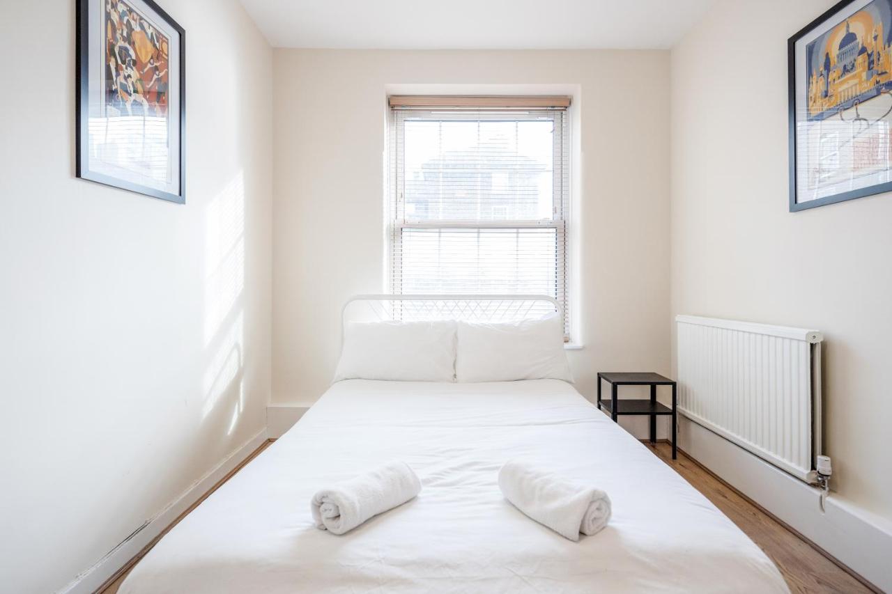 Aplacetostay Apartment, Zone 1 Kin Habitación en casa particular Londres